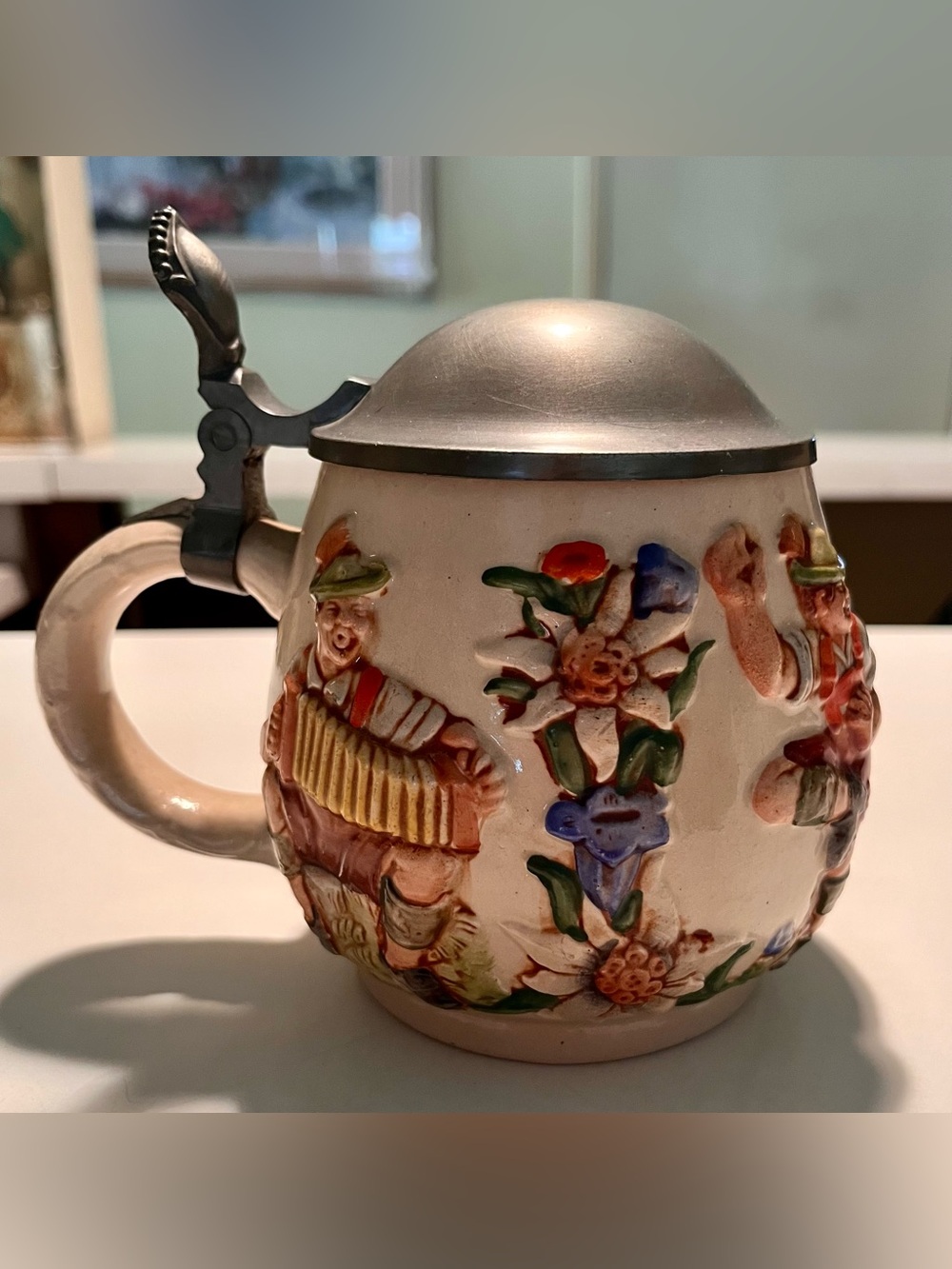 Vintage RM German Beer Stein Pewter Lid Relief Alpine Dancers Accordion 0.5L #38